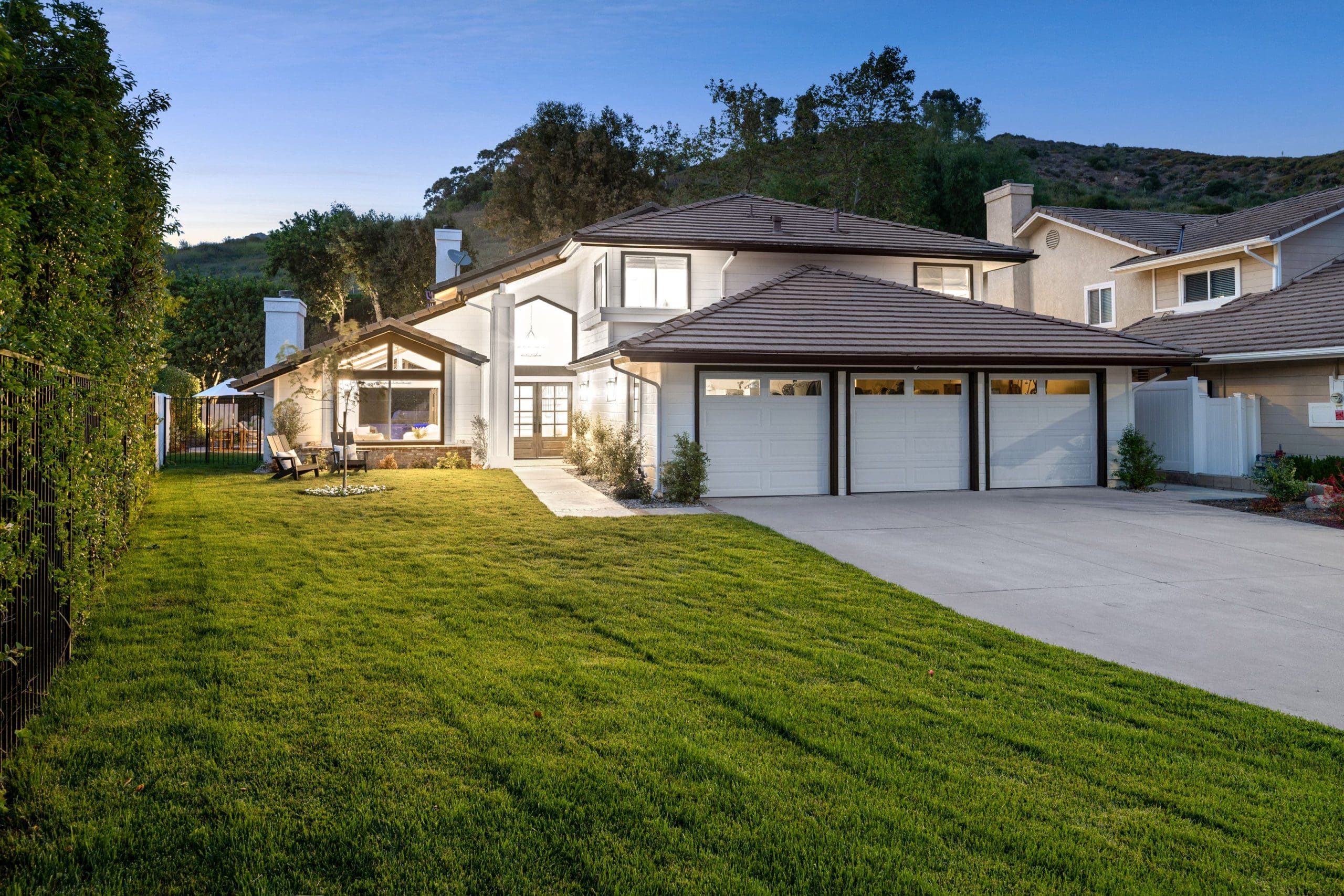 Well-maintained Starkey Ranch home where ant extermination mistakes are commonly made